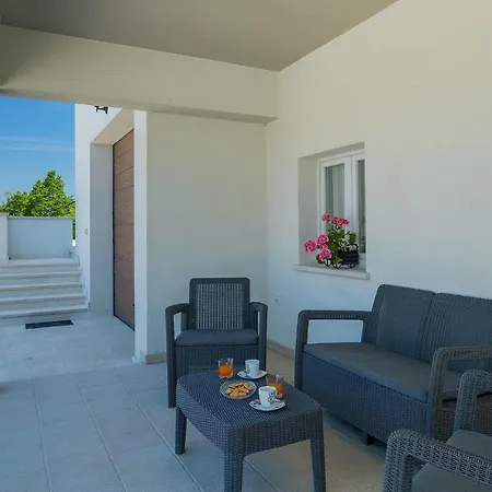 Cozy In With House A Panoramic View * Motovun